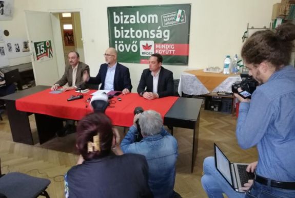 Az RMDSZ elnöke szerint kérdéses a bizalmatlansági indítvány sikere