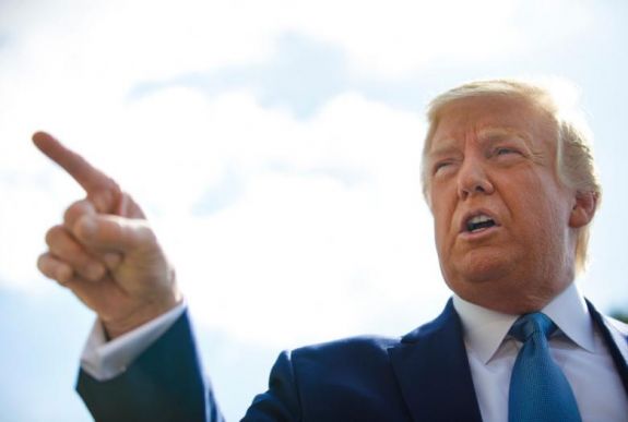Újabb kiszivárogtató állítja, hogy Trump nyomást gyakorolt az ukrán elnökre