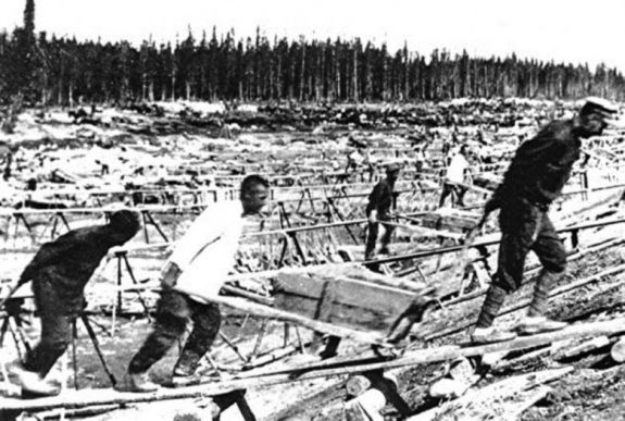 A kényszermunka-lágerekbe hurcolt ötezer kolozsvári magyarra emlékeznek vasárnap