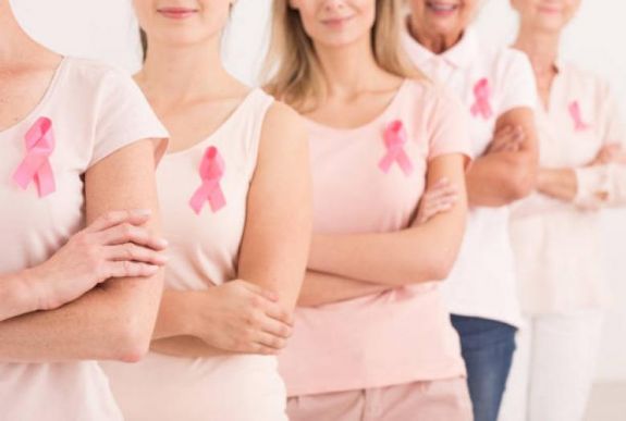 Örökölhető-e a mellrák? Fájdalmas-e a mammográfia? – szakemberek válaszoltak