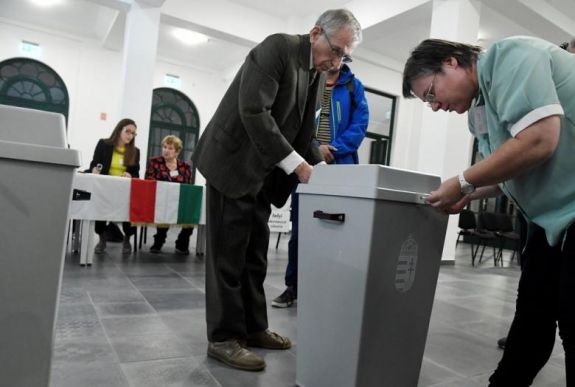 Megkezdődtek az önkormányzati választások Magyarországon