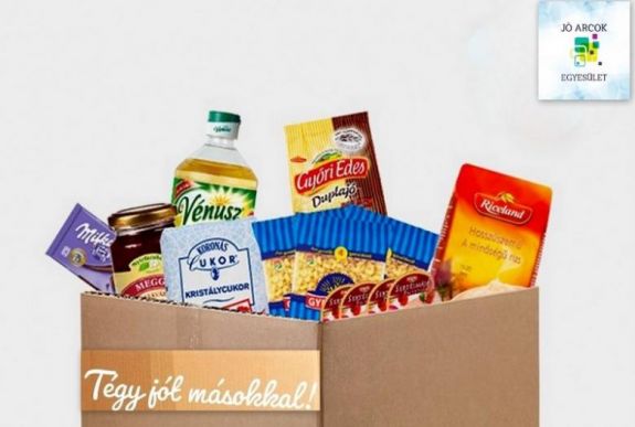 Karácsonyi jótékonysági gyűjtést hirdettek Csíkszeredában