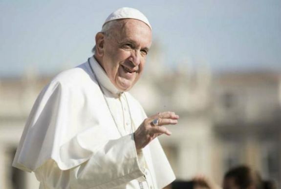 Életmódváltást szorgalmaz Ferenc pápa