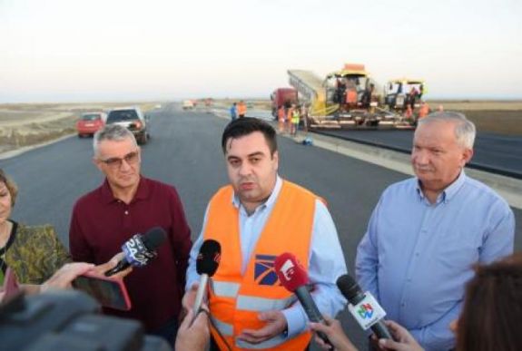 Hamarabb készül el az autópálya a határ román oldalán, mint a magyarországin