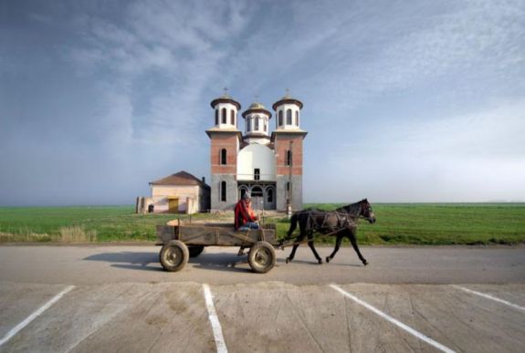 Ortodox templomokról készült sorozatával nyert Capa-nagydíjat egy kolozsvári fotós