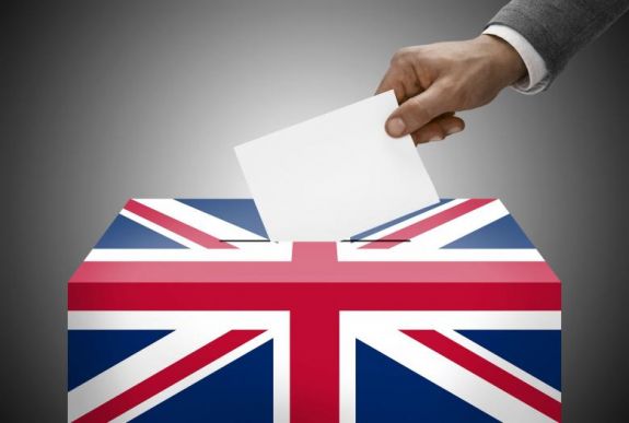 Még a Brexit előtt parlamenti választások lehetnek Nagy-Britanniában