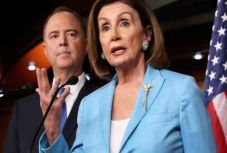 Lépett még egyet a képviselőház Donald Trump elmozdítása felé