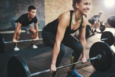 Kutatók: rossz döntéseket hozhatunk a túl sok edzés miatt 