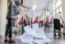 A Jog és Igazságosság nyerte a hagyományos lengyelországi próbaválasztást