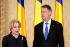 Felmérés: Johannis utcahosszal vezet Dăncilă előtt