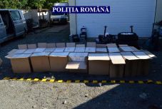 Házi őrizetesnél találtak közel 22 ezer doboz csempészcigarettát az aradi rendőrök