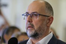 Kelemen Hunor a kormány bukása után: az államfőnek nem szabad húznia az időt