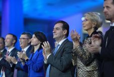 Újabb változat: körvonalazódik a PNL kormányának névsora és struktúrája