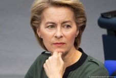 Ursula von der Leyen továbbra is várja a román, magyar és francia biztosjelöltek megnevezését