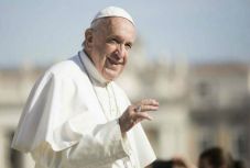 Életmódváltást szorgalmaz Ferenc pápa