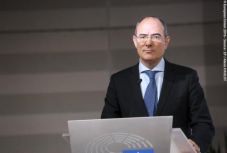 Csúszik az új Európai Bizottság novemberre tervezett hivatalba lépése