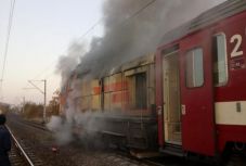 Kigyúlt a Kolozsvár-Bécs nemzetközi gyorsvonat mozdonya