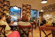 Sok kicsi kör sokra megy – Szépíró Kör alakult Kolozsváron