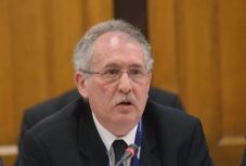 Toró T. Tibor az EMNP és az MPP fúziójáról: ez hosszú menetelés lesz