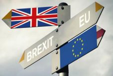 Elhalasztotta a döntést a skót főbíróság a Brexit-halasztás kezdeményezésének törvényességéről