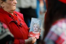 Az utolsó száz méteren jól átejtette az önkormányzatokat a Dăncilă-kormány