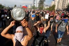 Chile: halálos erőszakba torkolltak a társadalmi egyenlőtlenségek