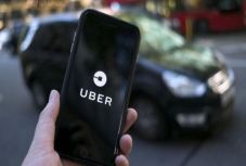 Az alternatív szállítók egyesülete kéri Johannistól, hirdesse ki az úgynevezett Uber-törvényt
