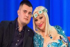 Házkutatást tartottak Cicciolina római otthonában