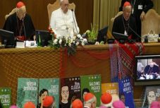 Ferenc pápa: a szegények adnak reményt az egyháznak