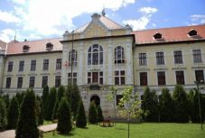 Marosvásárhelyi iskolaügy: nem hirdettek ítéletet a román nacionalista szervezetek által indított perben