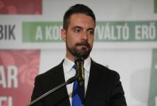 Vona Gábor korábbi pártelnök kilépett a Jobbikból