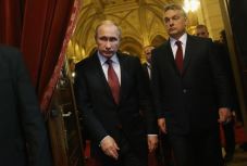 Vlagyimir Putyint fogadja Orbán Viktor: útlezárások lesznek Budapesten