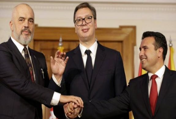 A jövő évtől útlevél nélkül utazhatnak egymáshoz a szerb, albán és észak-macedón állampolgárok