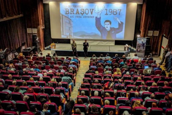 A brassói lázadásban is ott volt a szabadságigény – Az évfordulós dokumentumfilm rendezőjét kérdeztük