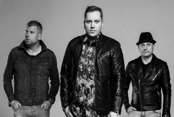 Kolozsváron és Csíkszentdomokoson lép fel a Dirty Slippers