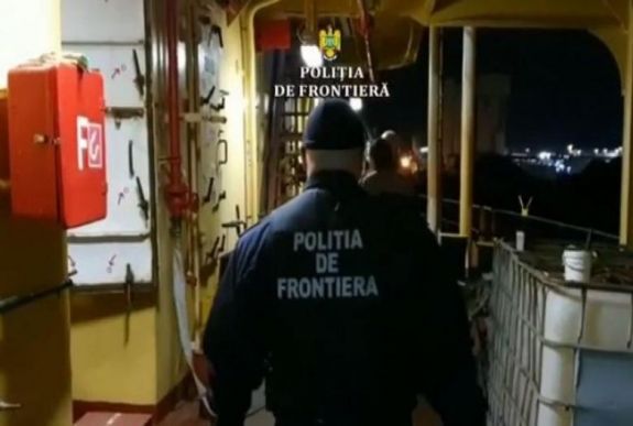 Migránsok okoztak tüzet egy hajón a konstancai kikötőben