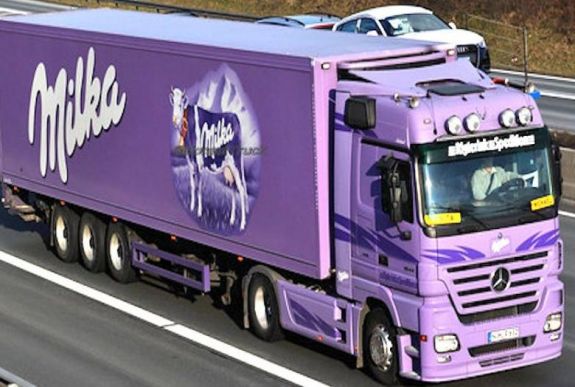 Vakmerő csokoládétolvajokat keres az osztrák rendőrség