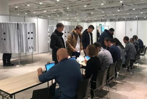 FRISSÍTVE – Elnökválasztás: nagy a szavazókedv a diaszpórában