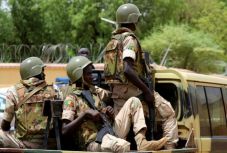 Mintegy ötven katona meghalt az iszlám szélsőségesek támadásában Maliban