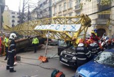 Eljárás indult az autóra zuhant daru ügyében