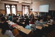 Egyetemista évek Kolozsváron: a felsőbb évesek adnak tippeket gólyáknak – 5. rész