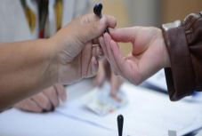 Farkas István: Búcsú a fegyverektől