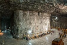 Újra megnyitották a turisták előtt a parajdi sóbányát