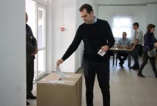 Antal Árpád: akkor történnek változások, ha részt veszünk az elnökválasztáson