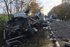 Durva balesetben vesztette életét egy romániai kamionos Magyarországon