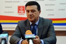 Egy PSD-szenátor bizalmatlansági indítványt tervez, de Teodorovici szerint ez nem játék