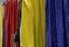 Kustán Magyari Attila: Legyen tánc