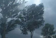 Orkán erejű szél lehet az erdélyi hegyvidékeken