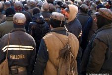 Munkások ezreinek szerzett nagy örömet Klaus Johannis