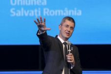 USR: megkezdődött a bizalmi szavazás Dan Barnával szemben